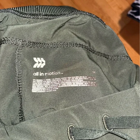 all in motion Stretch Woven Cargo Joggers - Picture 5 of 7